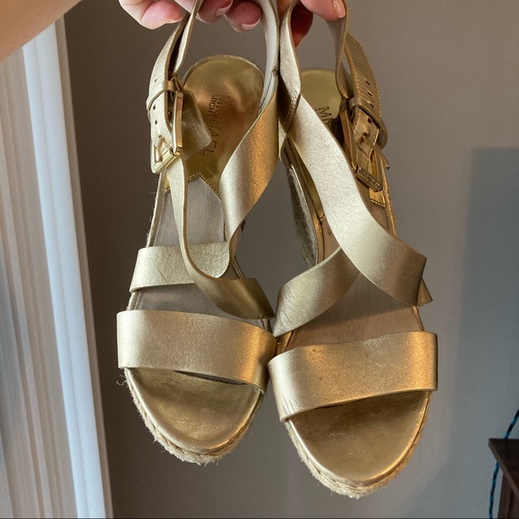 Michael Kors Gold Wedges 8.5 - Picture 2 of 9